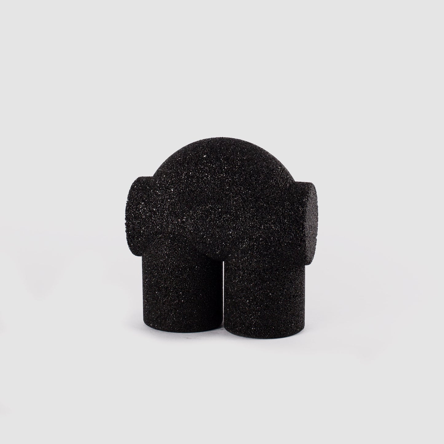Two-legged gravel object BLACK